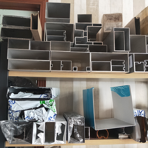 型材铝方通4.jpg 型材铝方通4.jpg